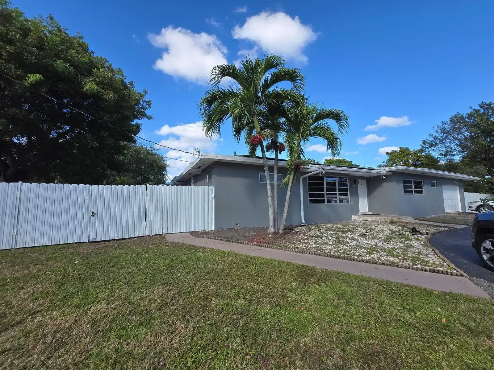 17390 NE 22nd Avenue, North Miami Beach FL 33160
