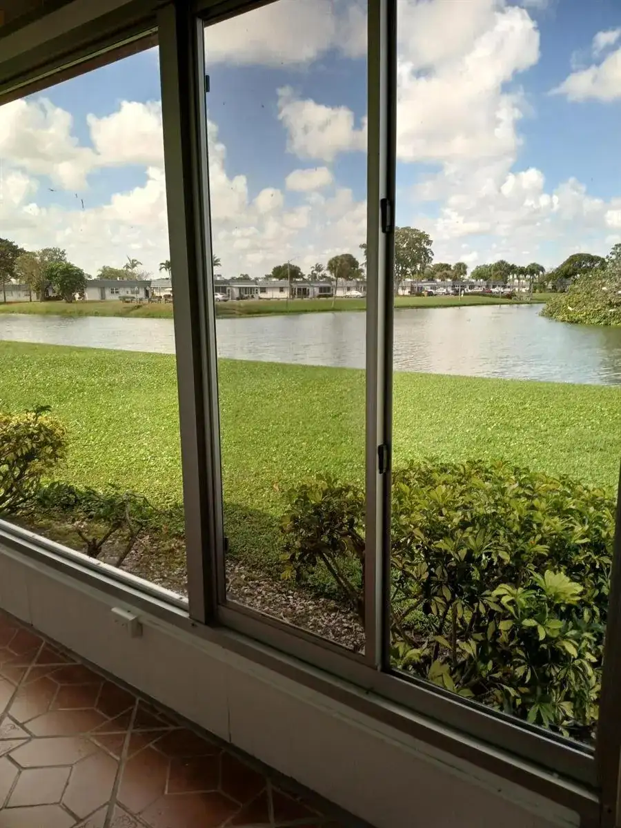 92 Seville, Delray Beach FL 33446 photo 3