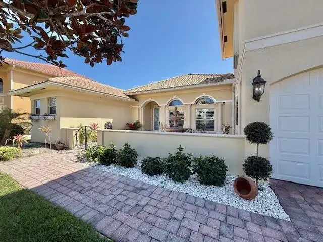 5665 61st Place, Vero Beach FL 32967 photo 3