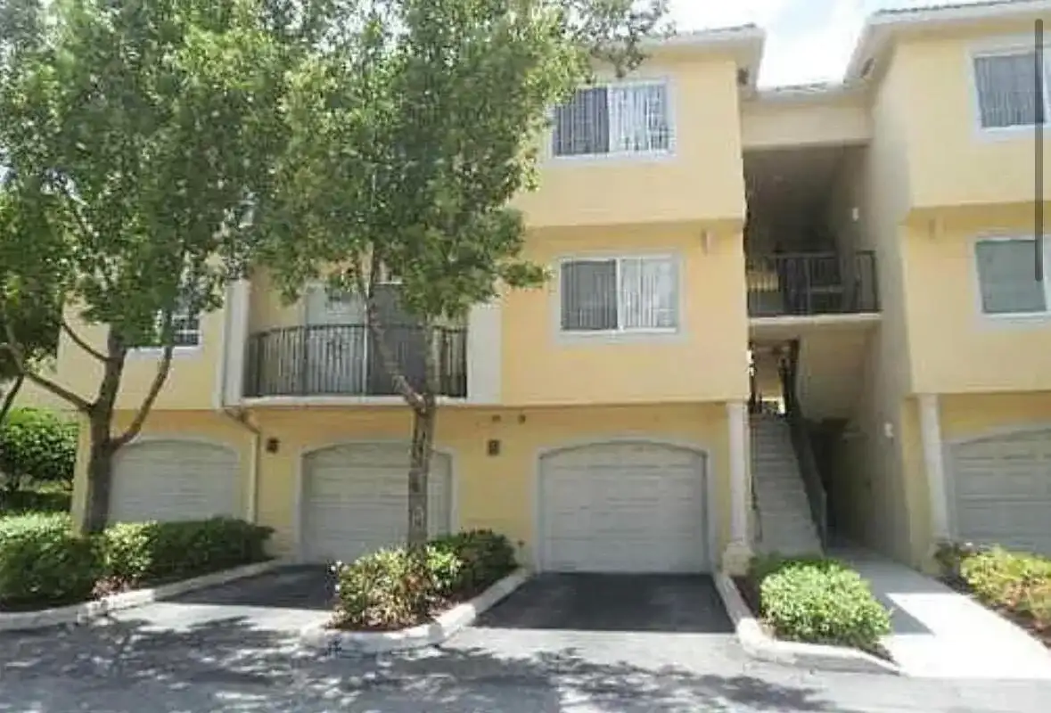 500 Crestwood Court N # 517, Royal Palm Beach FL 33411