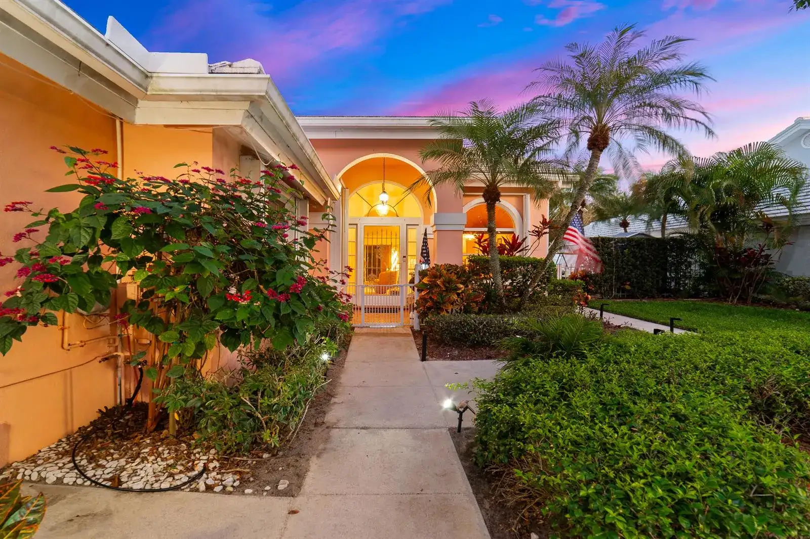 2370 Saratoga Bay Drive, West Palm Beach FL 33409 photo 4