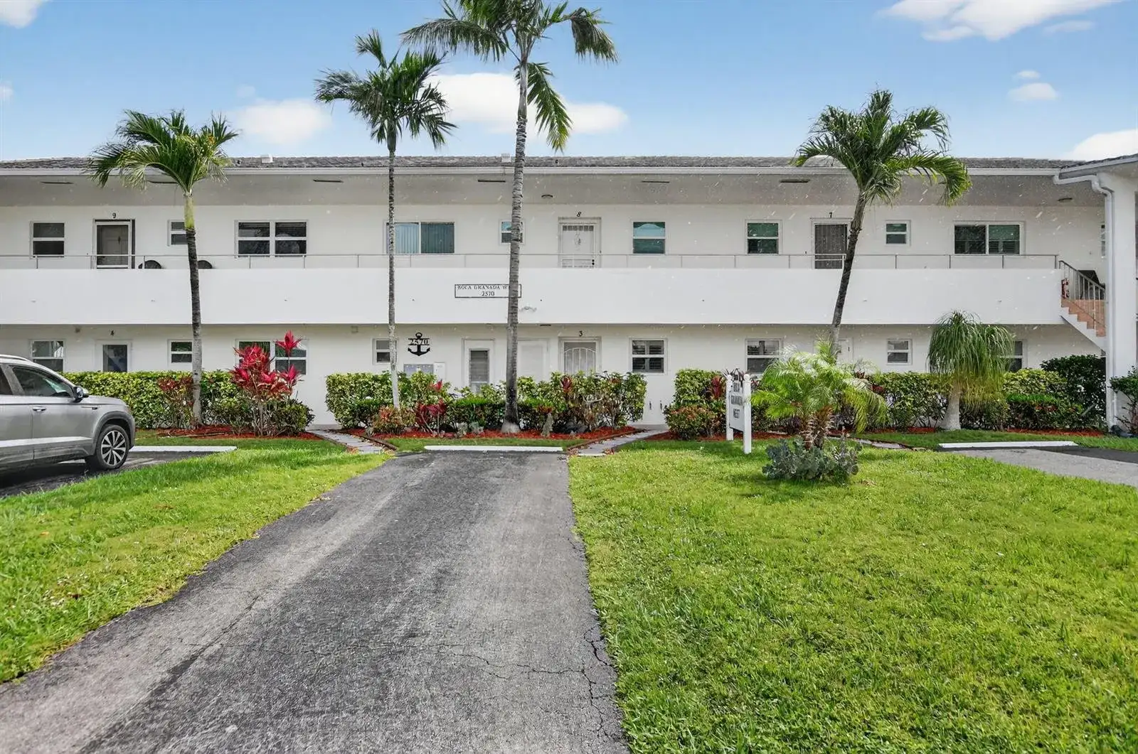 2570 Banyan Road Unit 3, Boca Raton FL 33432 photo 2