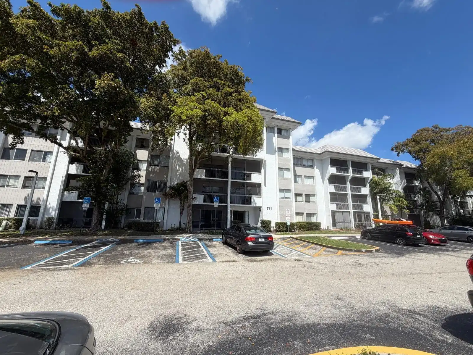 711 N Pine Island Road # 104, Plantation FL 33324