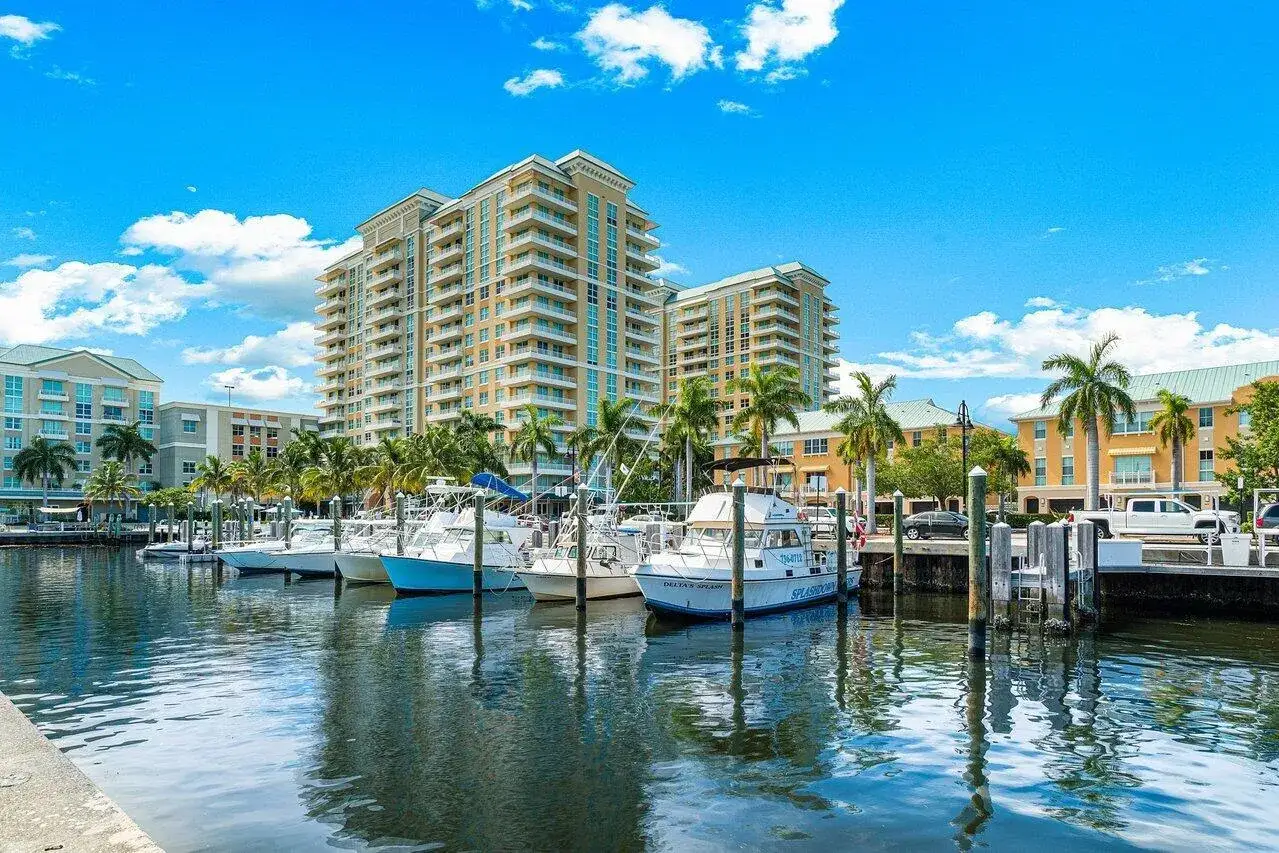 700 E Boynton Beach Boulevard # 1203, Boynton Beach FL 33435