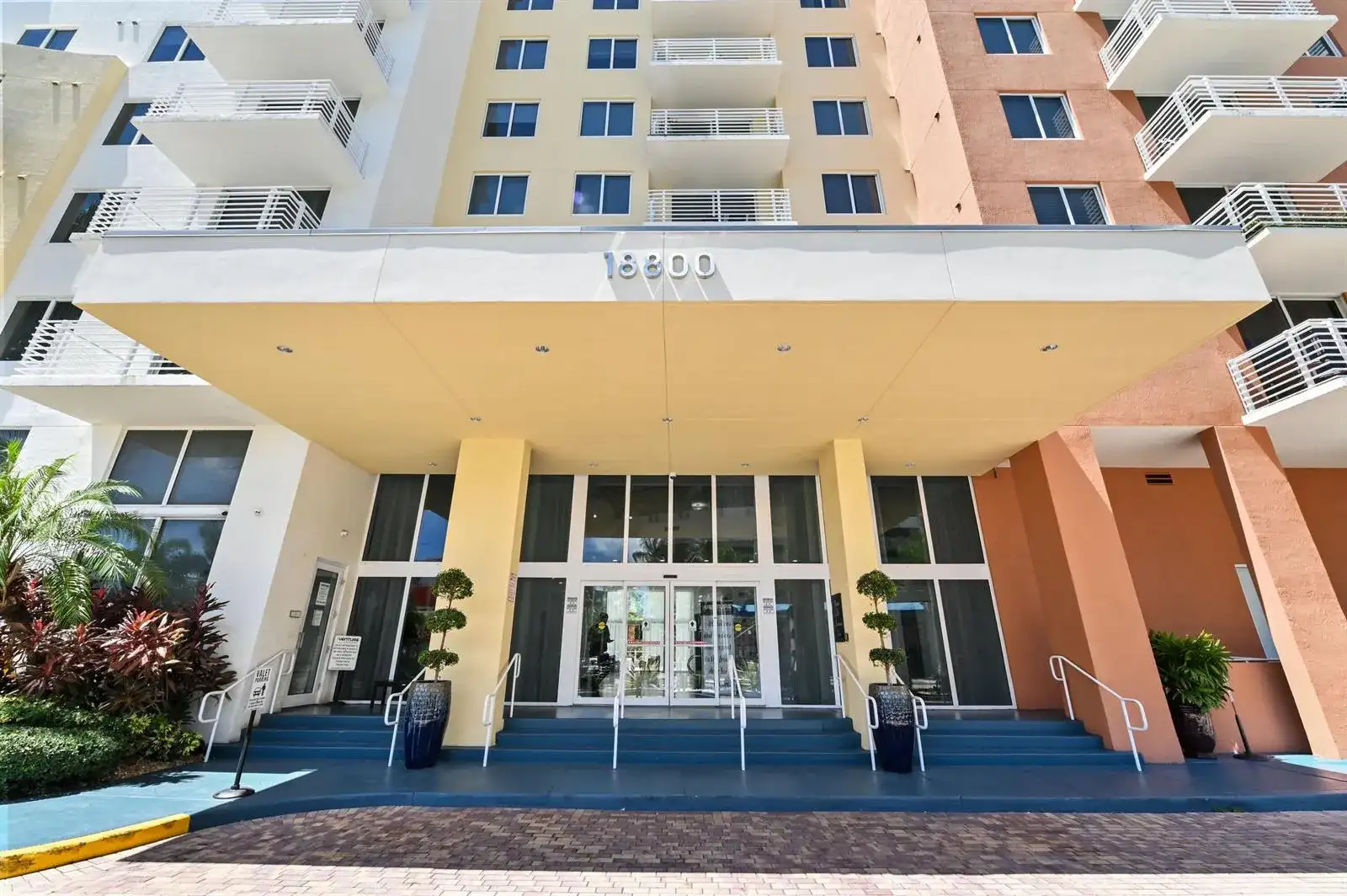 18800 NE 29th Avenue # 816, Aventura FL 33180 photo 2