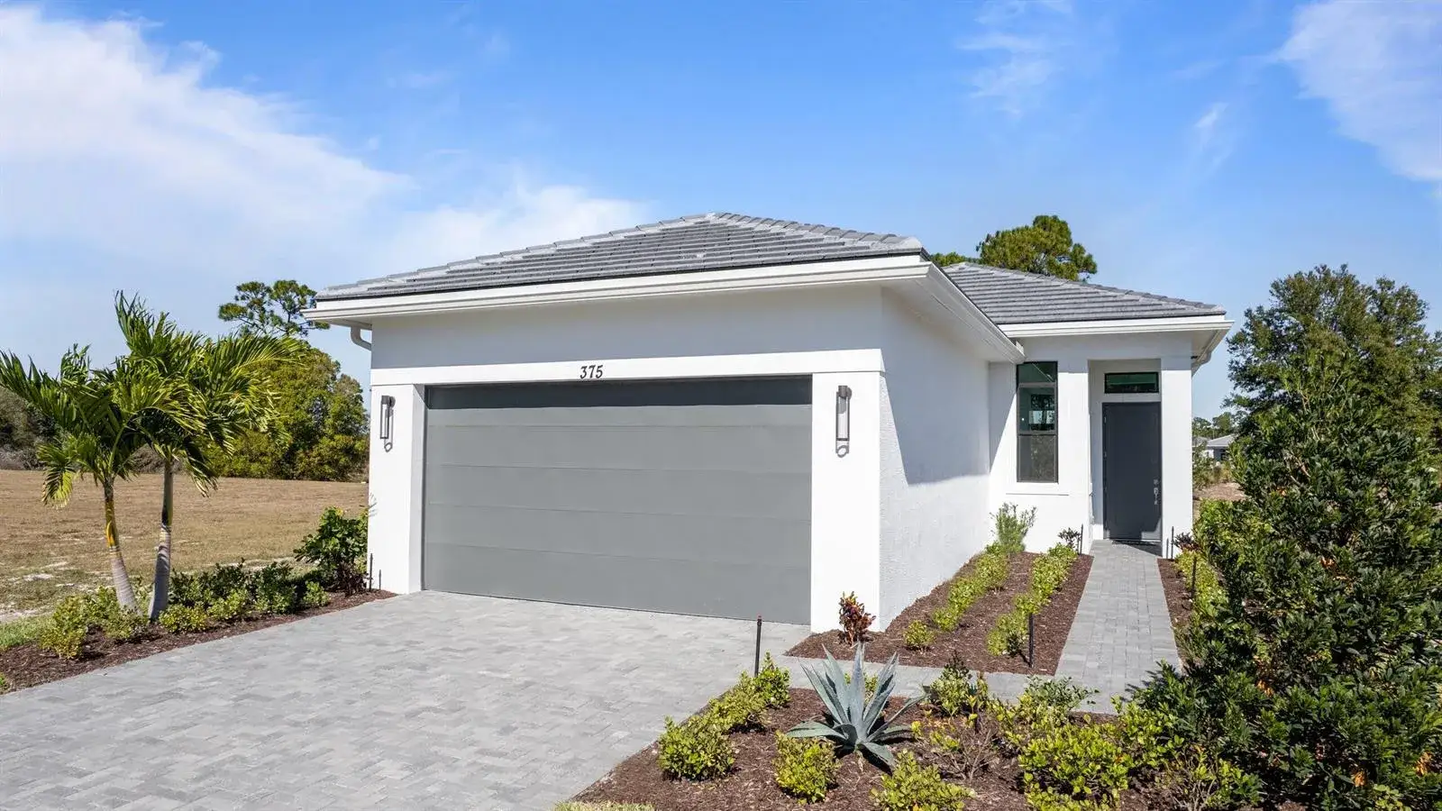 375 SE Via Sangro, Port St. Lucie FL 34952