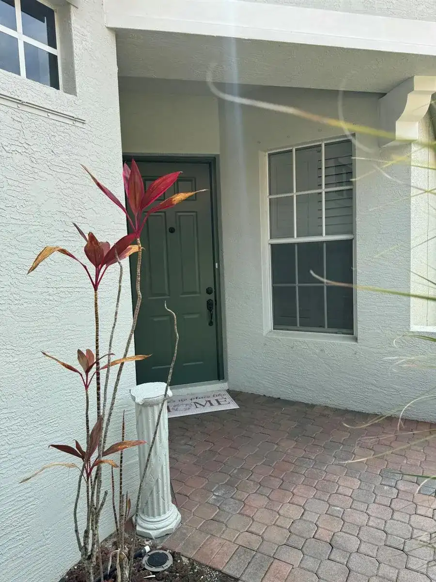788 SW Munjack Circle, Port St. Lucie FL 34986 photo 2