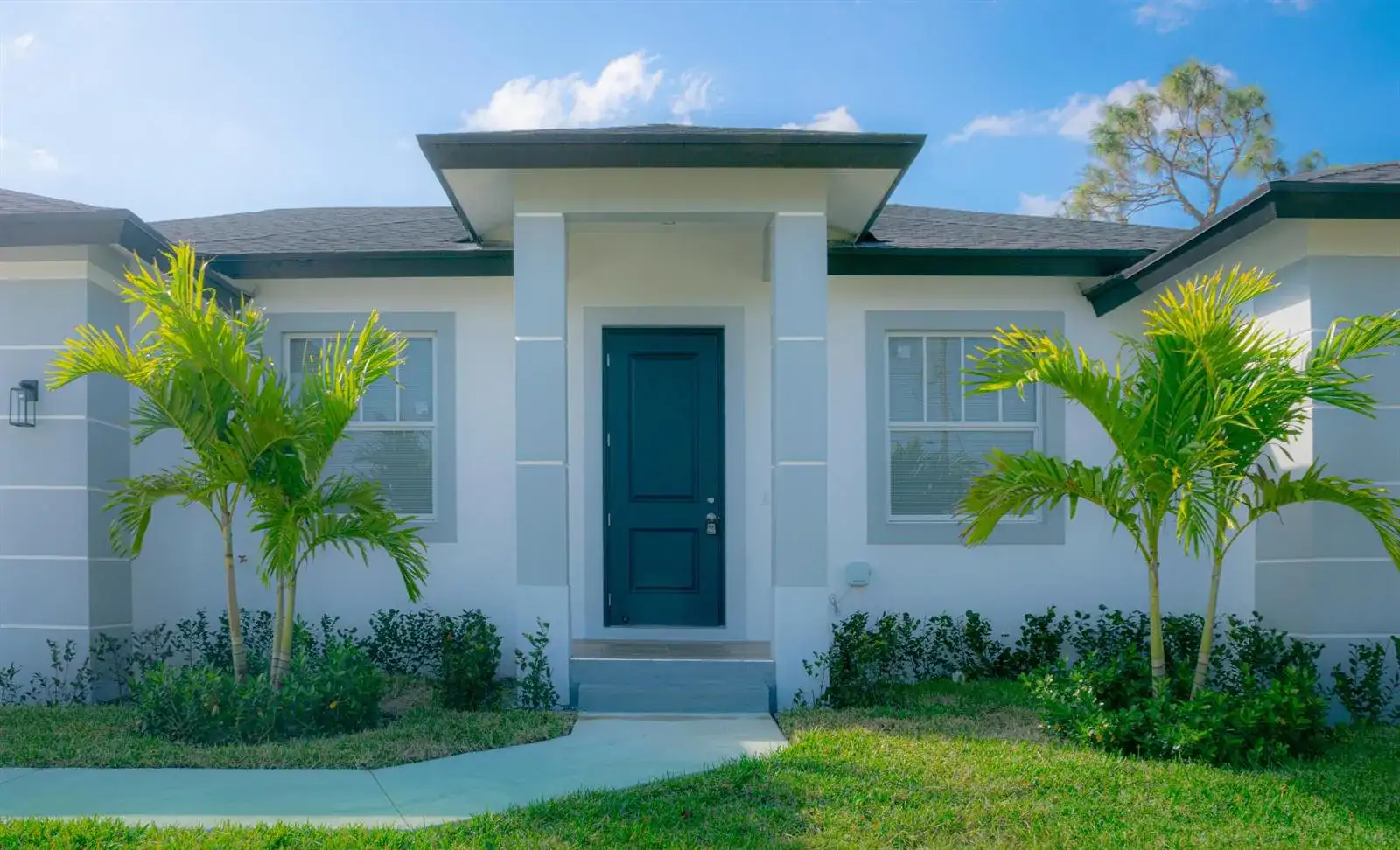 15061 Brainbridge Circle, Port Charlotte FL 33981 photo 2
