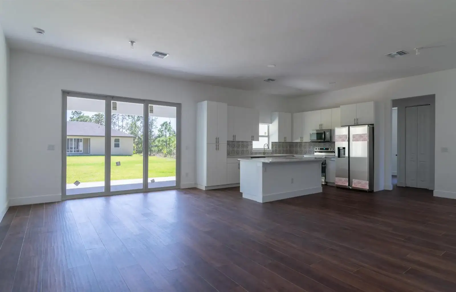15061 Brainbridge Circle, Port Charlotte FL 33981 photo 4