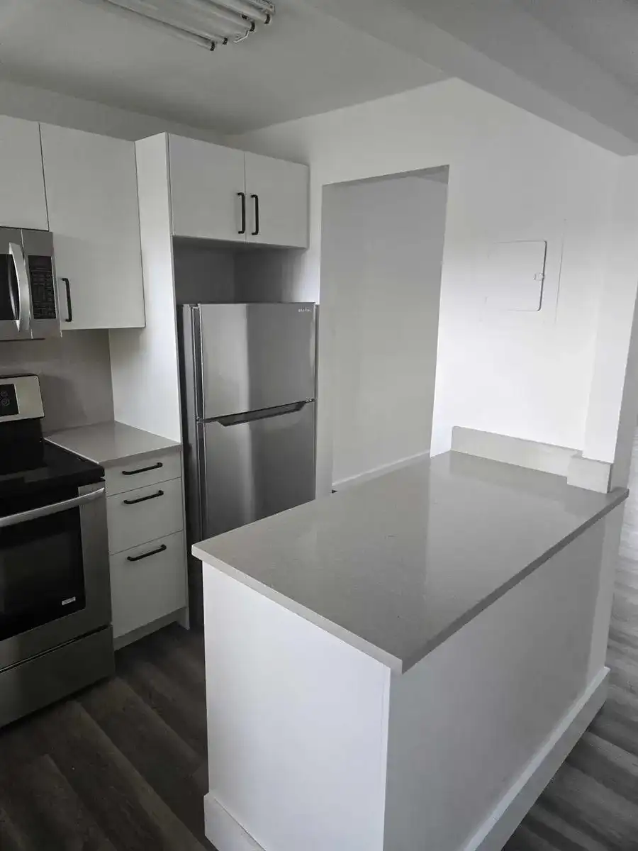 8305 Sunrise Lakes Boulevard # 202, Sunrise FL 33322