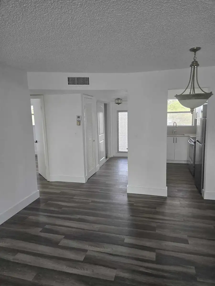 8305 Sunrise Lakes Boulevard # 202, Sunrise FL 33322 photo 5