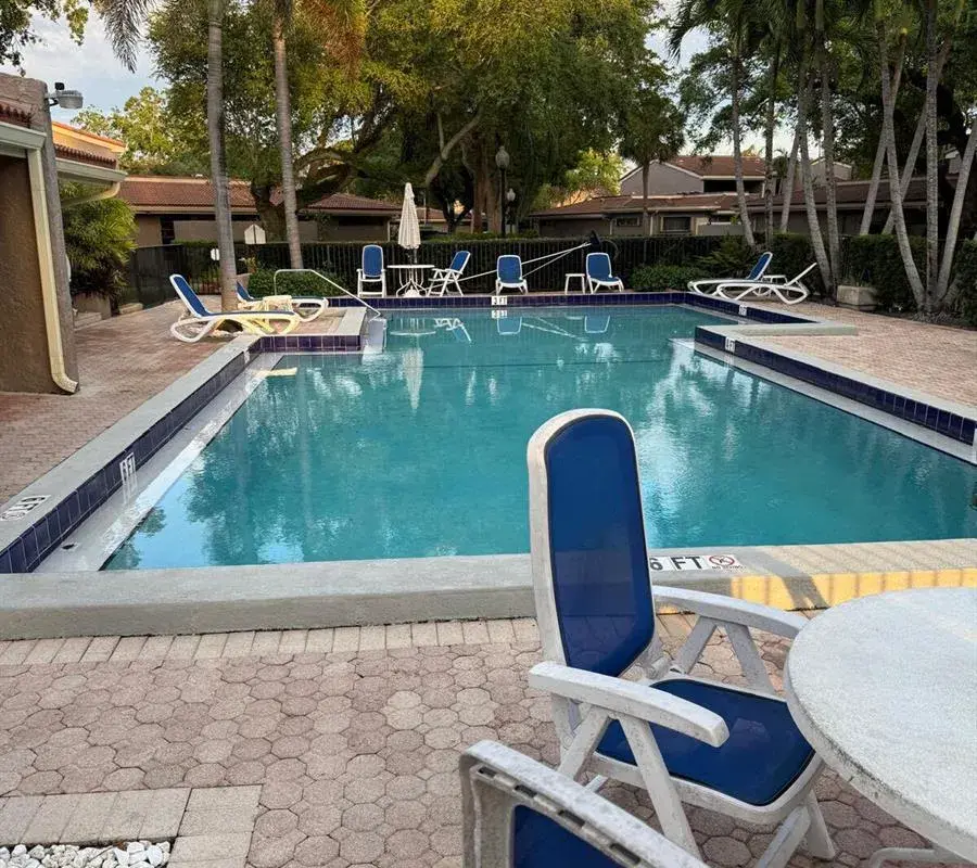 802 Saint Andrews Road # 15, Hollywood FL 33021