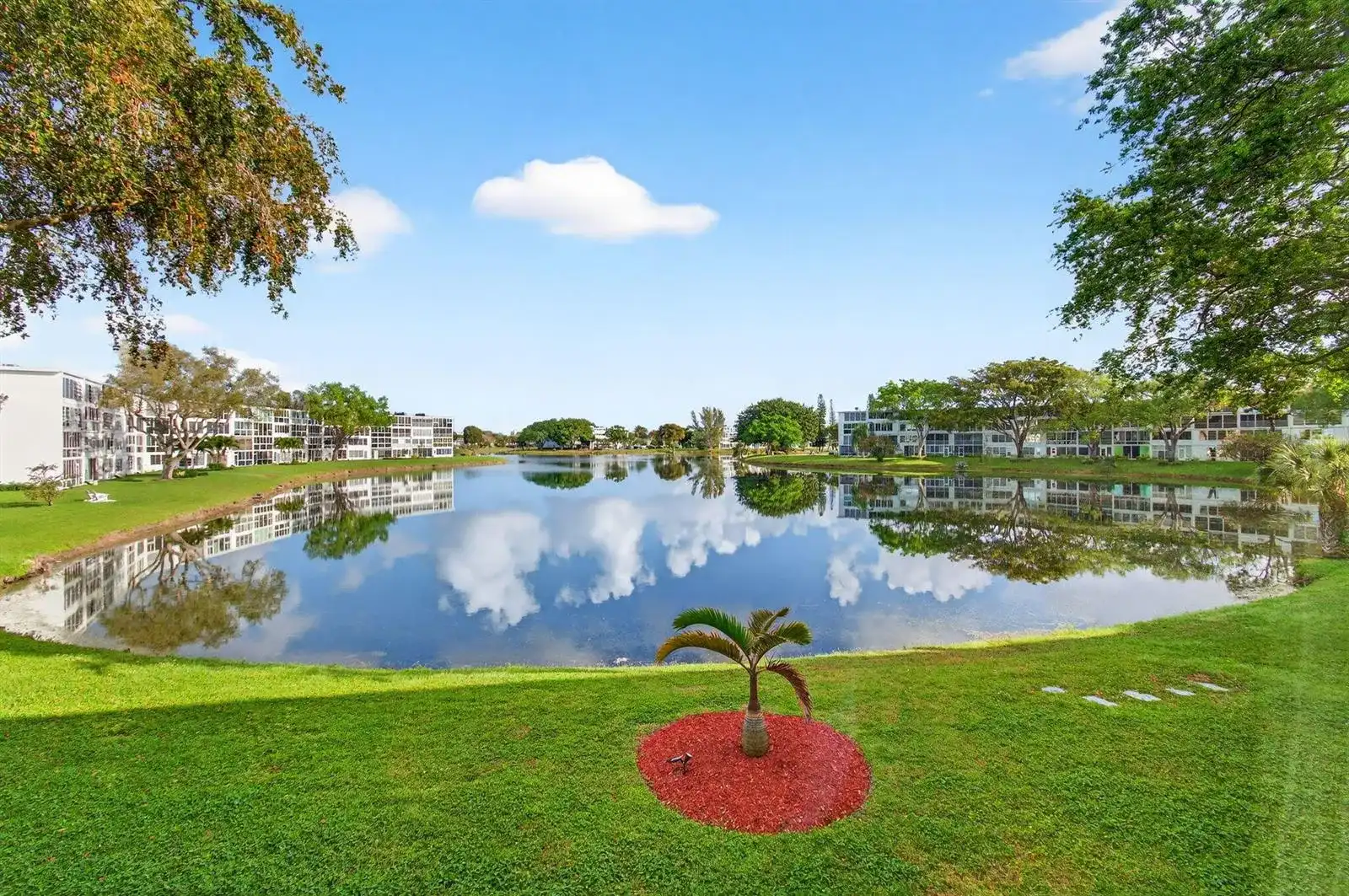 2073 Cambridge D, Deerfield Beach FL 33442
