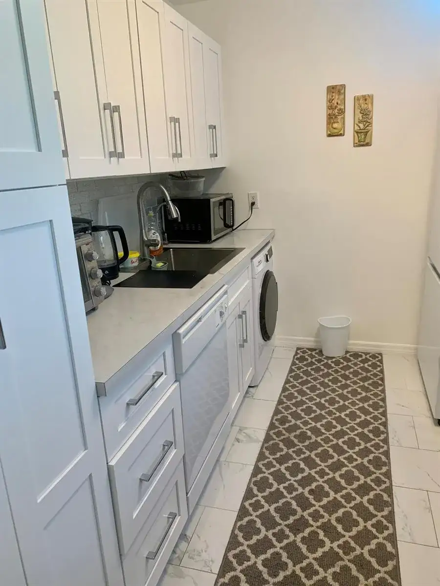230 NE 26th Avenue # 318, Boynton Beach FL 33435 photo 4