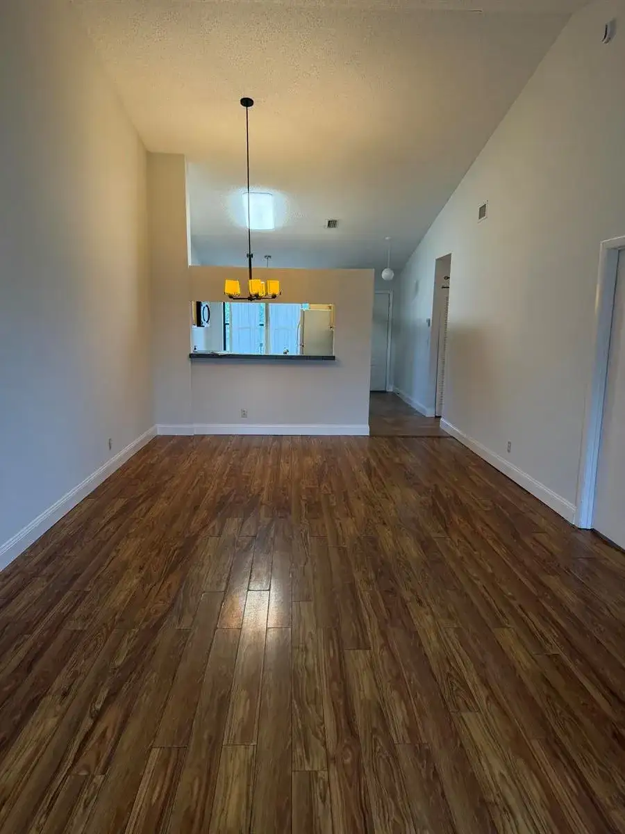 4715 Lucerne Lakes Boulevard E # 205, Lake Worth FL 33467 photo 2