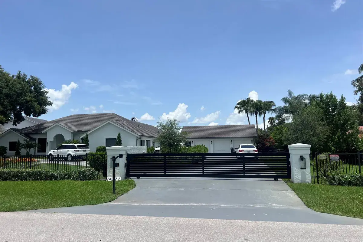 14322 Drafthorse Lane, Wellington FL 33414