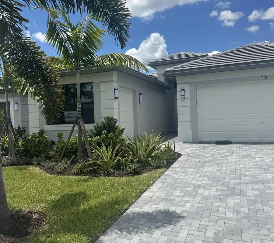 12292 SW Compass Point Drive, Port St. Lucie FL 34987