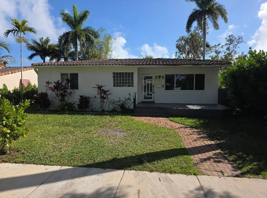 1532 Fletcher Street, Hollywood FL 33020