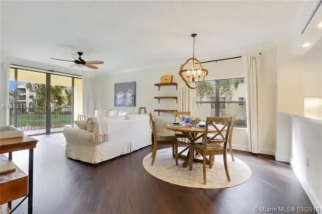 100 Uno Lago Drive # 205, Juno Beach FL 33408 photo 3