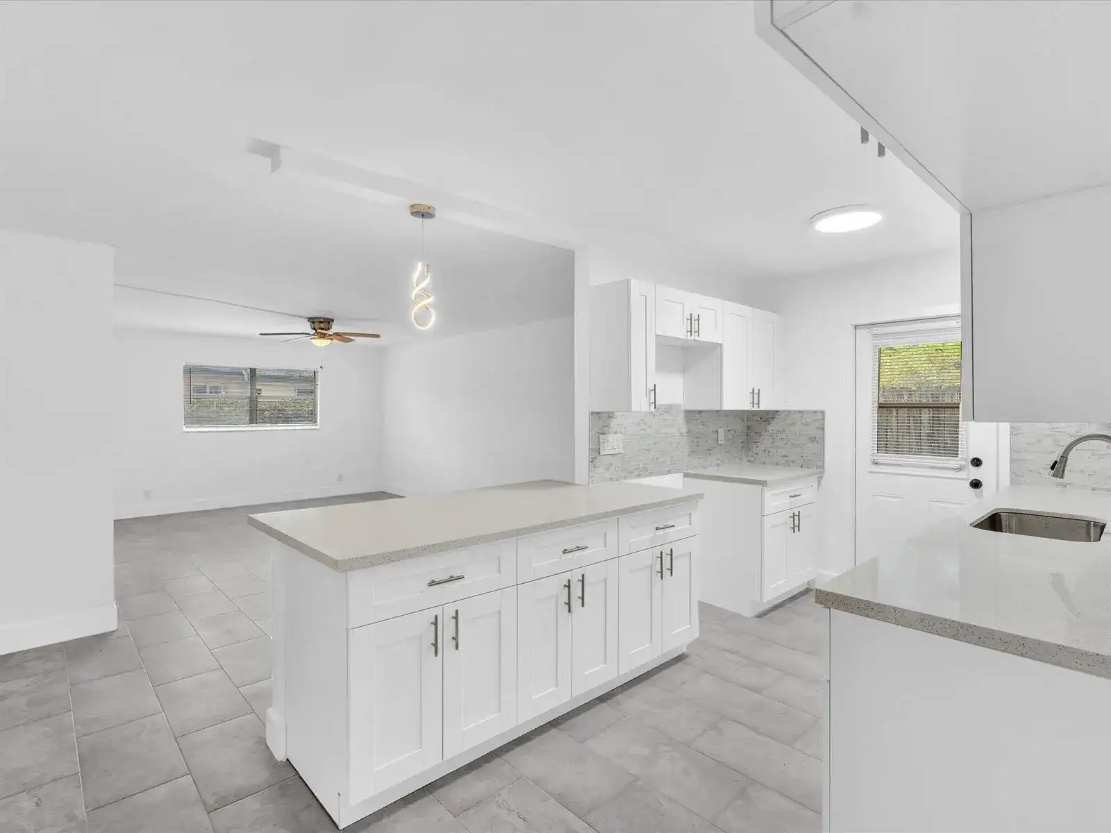 7430 Kimberly Boulevard # 102d, North Lauderdale FL 33068 photo 4