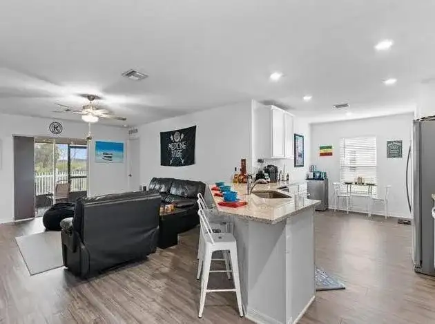 5318 Imagination Drive, Fort Pierce FL 34947 photo 4