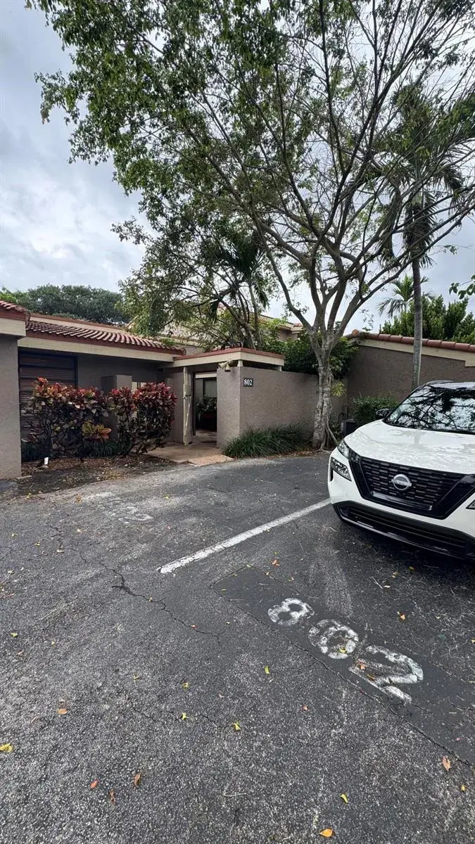 802 Saint Andrews Road # 15, Hollywood FL 33021