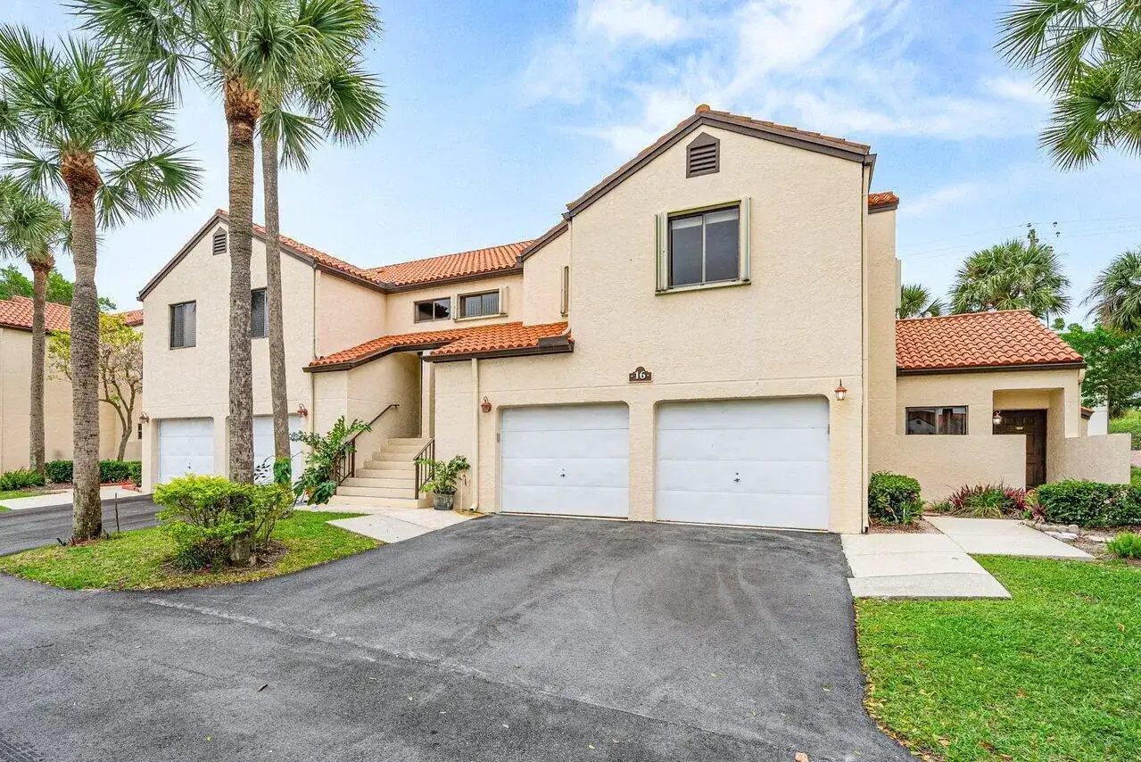 16 Via De Casas Sur # 204, Boynton Beach FL 33426 photo 2