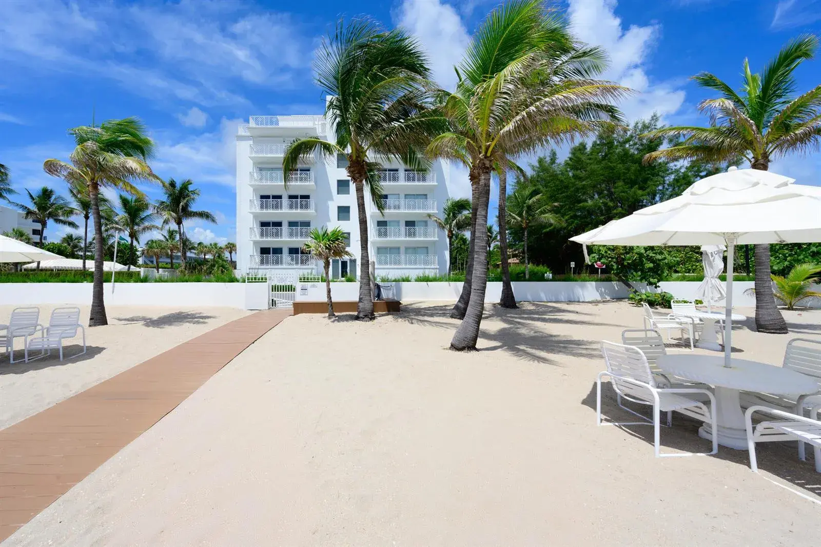 170 N Ocean Boulevard # 303, Palm Beach FL 33480