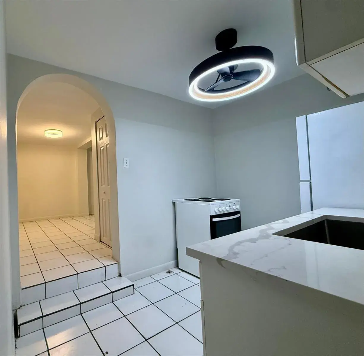 1215 NE 17th Avenue Unit 5, Fort Lauderdale FL 33304