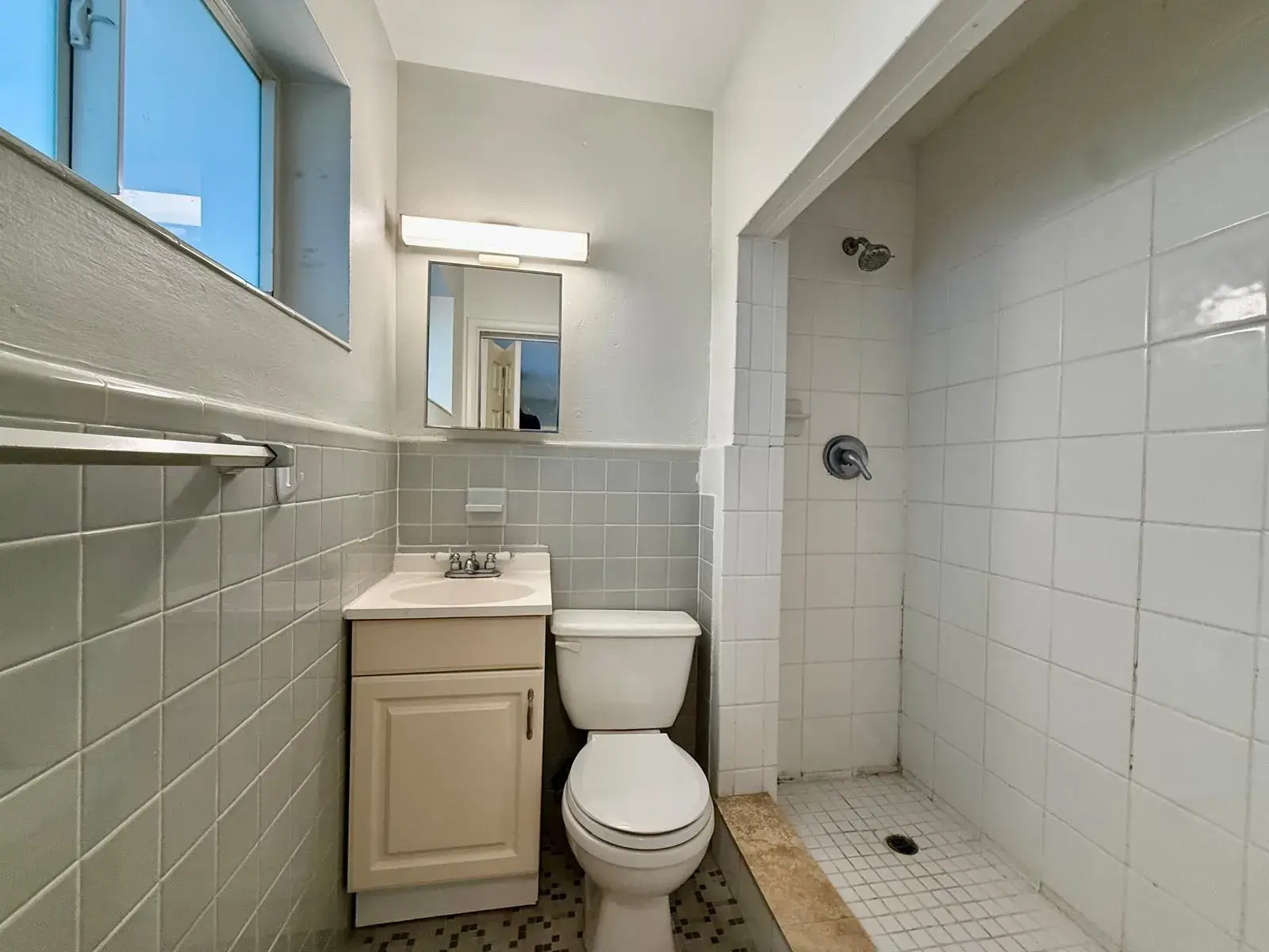 1215 NE 17th Avenue Unit 5, Fort Lauderdale FL 33304