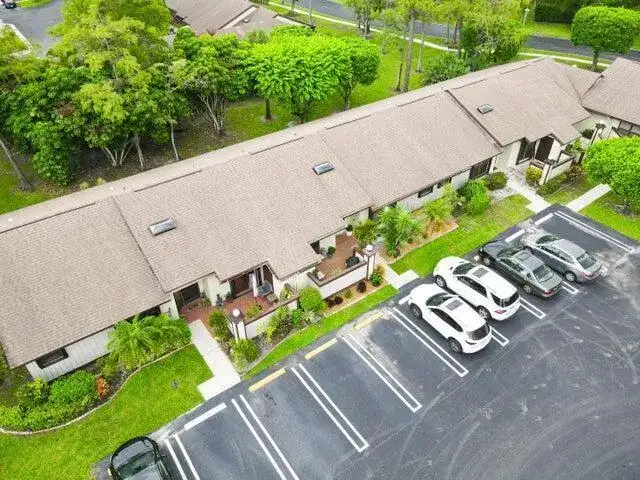499 Iron Forge Court, Royal Palm Beach FL 33411 photo 3