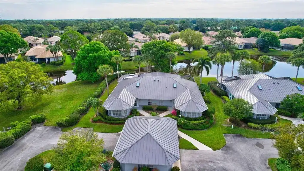 7334 Pine Creek Way, Port St. Lucie FL 34986