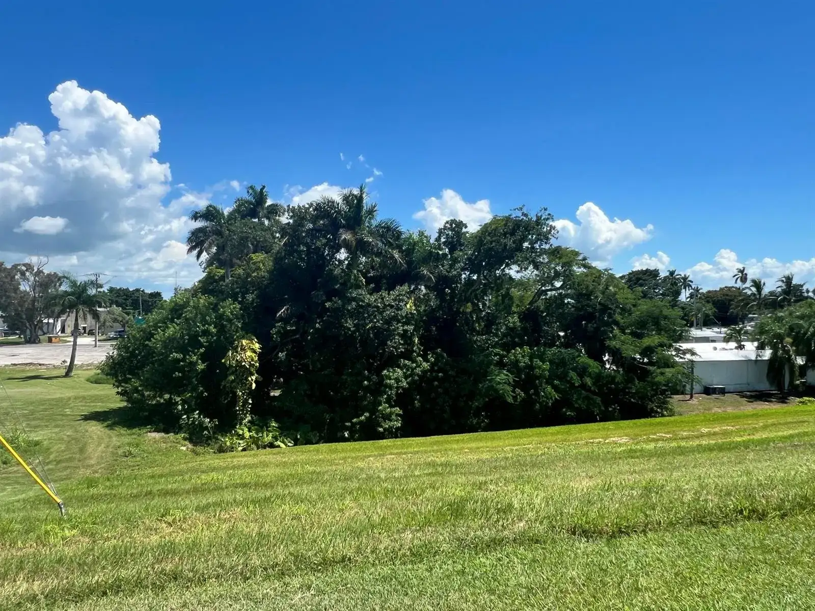 197 W Main Street, Pahokee FL 33476 photo 2