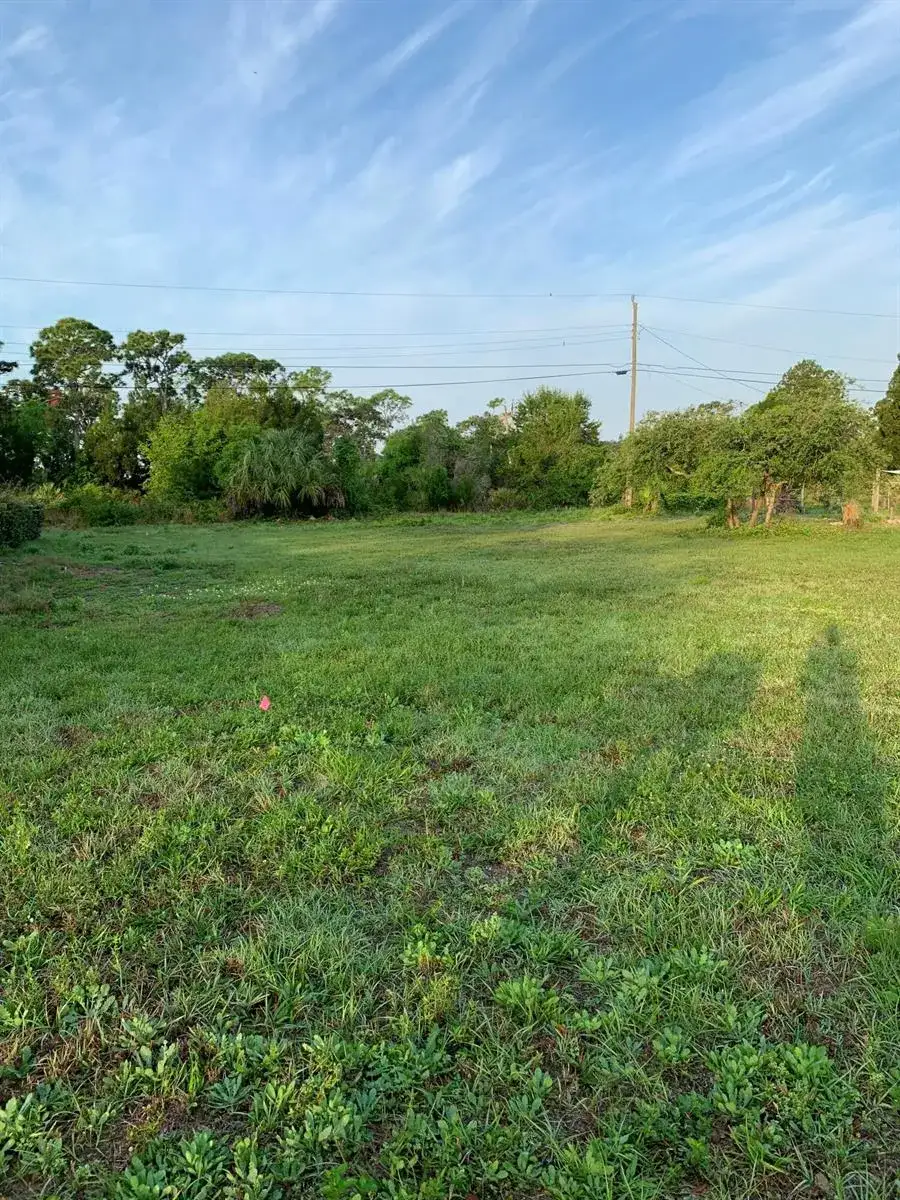 8065 126th Street, Sebastian FL 32958 photo 3