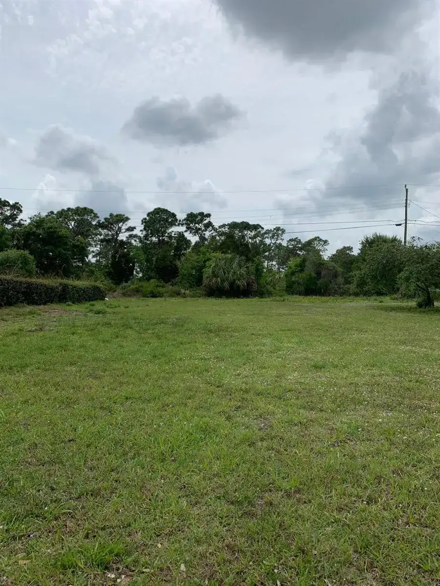 8065 126th Street, Sebastian FL 32958 photo 5