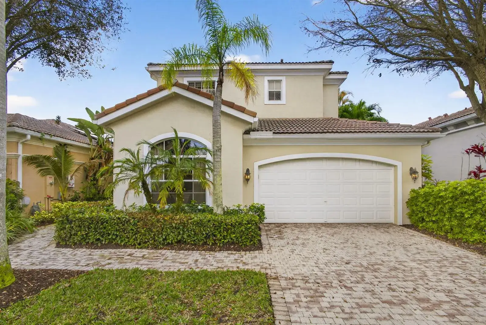 207 Andalusia Drive, Palm Beach Gardens FL 33418