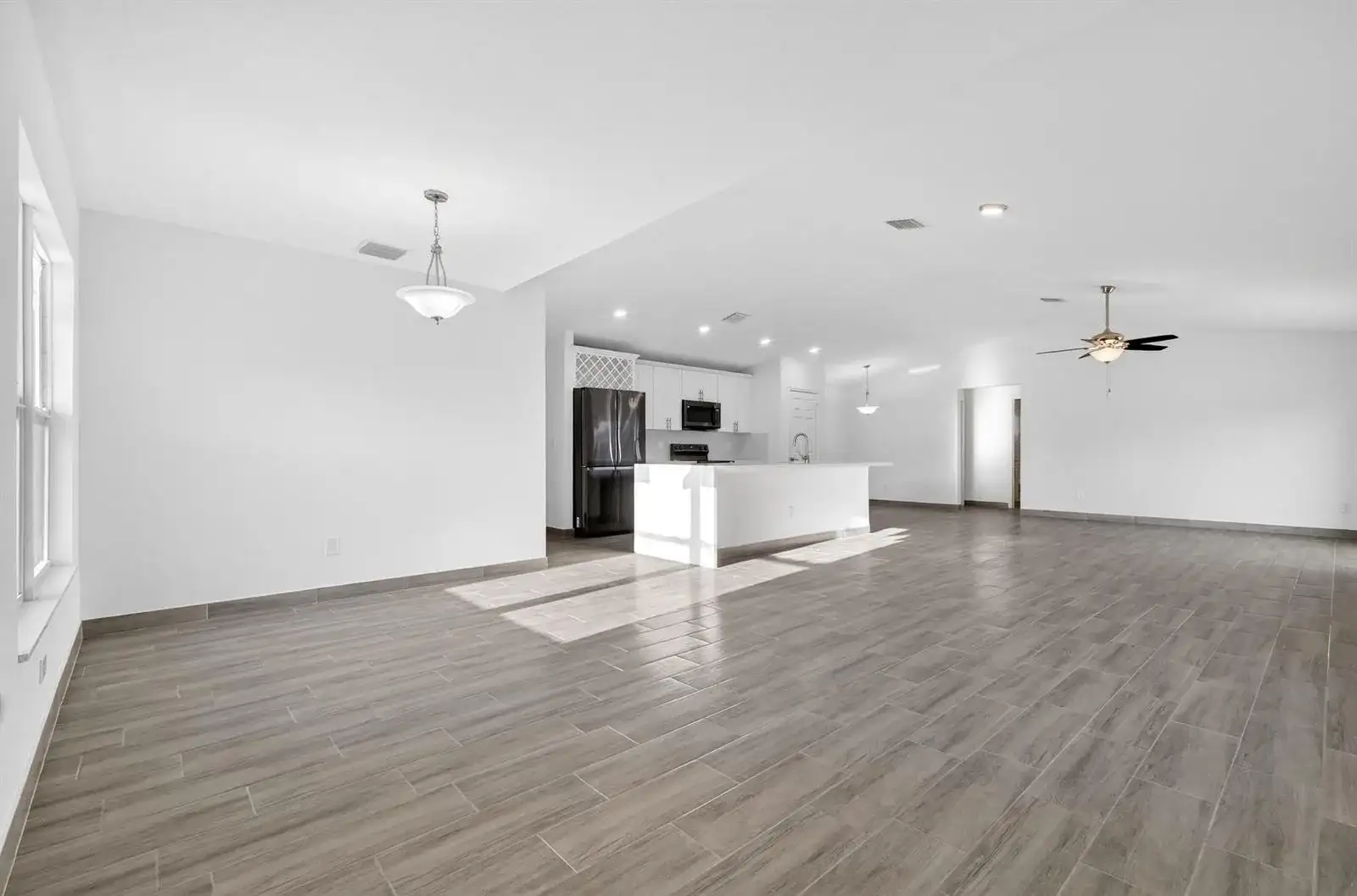 8316 103rd Avenue, Vero Beach FL 32967 photo 3