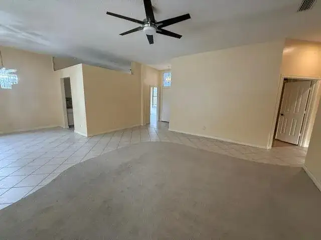 7461 SE Autumn Lane, Hobe Sound FL 33455 photo 2