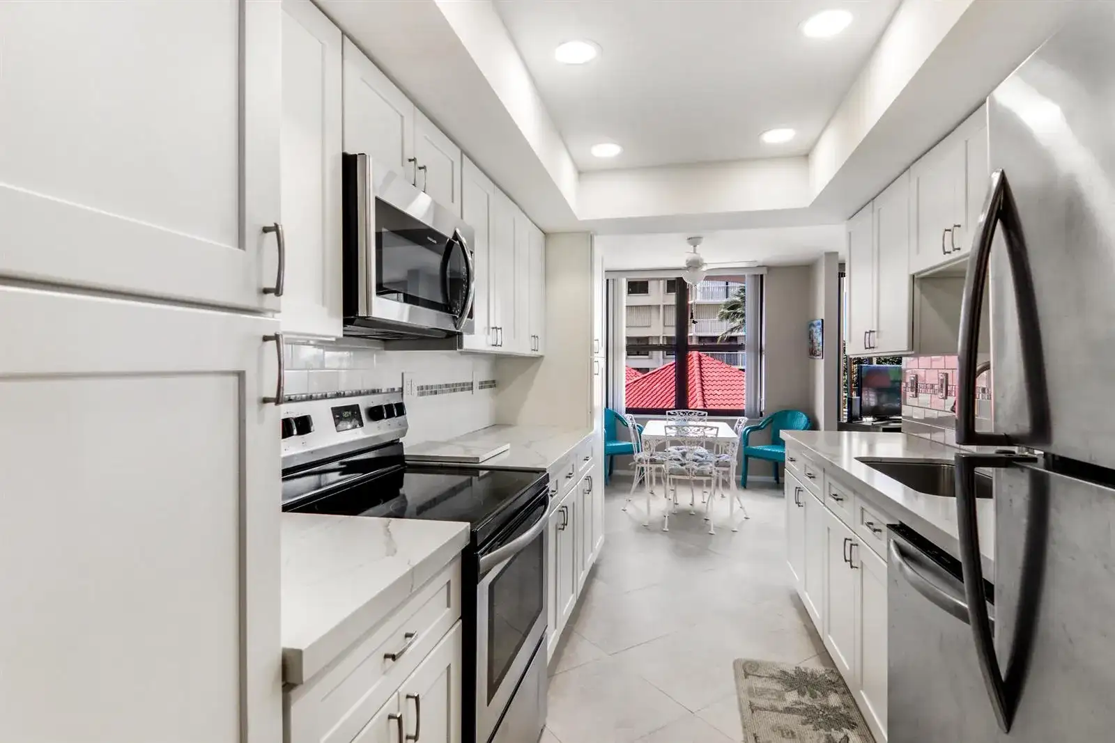 5480 N Ocean Drive, Singer Island FL 33404 photo 3