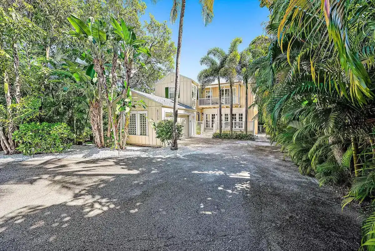 4110 Washington Road, West Palm Beach FL 33405