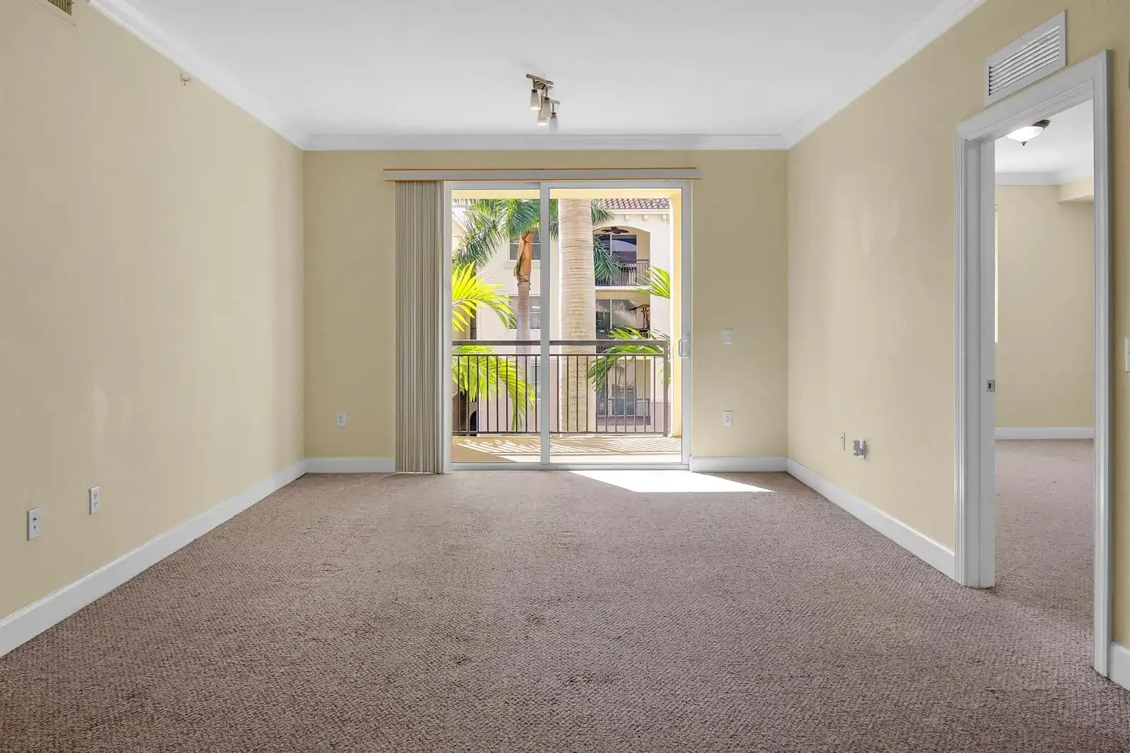 1690 Renaissance Commons Boulevard # 1212, Boynton Beach FL 33426 photo 4