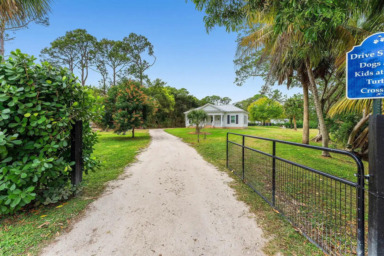 16823 127th Drive N, Jupiter FL 33478 photo 2