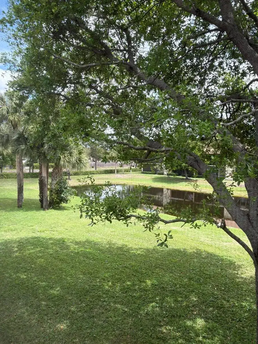 7831 Willow Spring Drive # 526, Lake Worth FL 33467 photo 4
