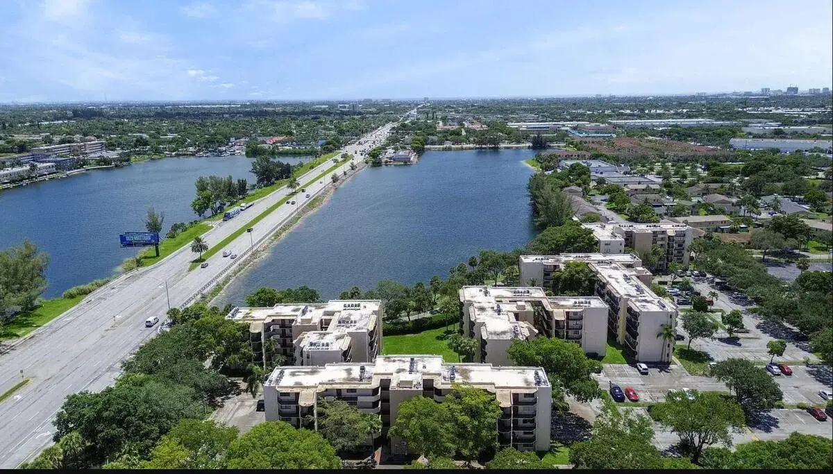 3550 Blue Lake Drive # 404, Pompano Beach FL 33064