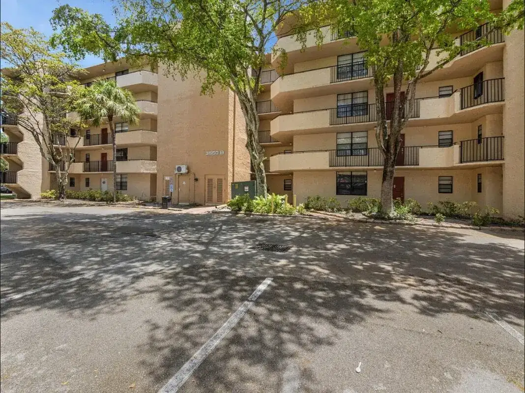 3550 Blue Lake Drive # 404, Pompano Beach FL 33064 photo 2