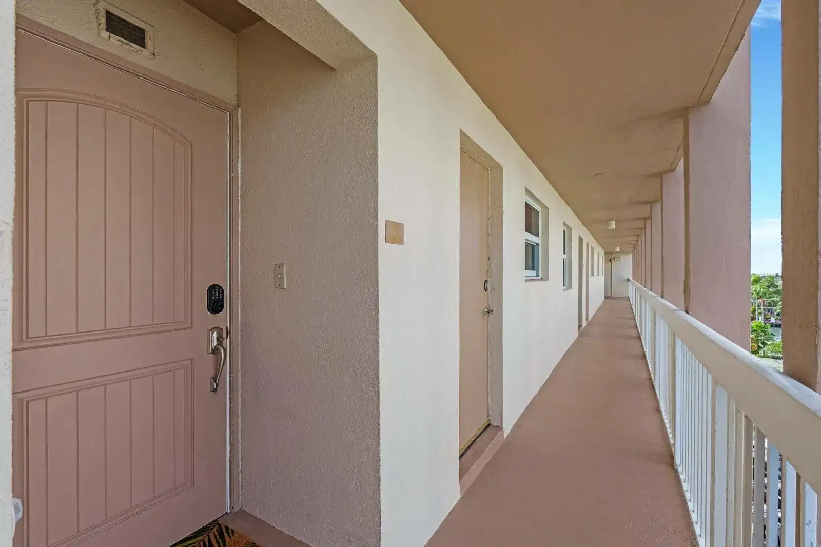 1069 Hillsboro Mile # 503, Hillsboro Beach FL 33062 photo 3