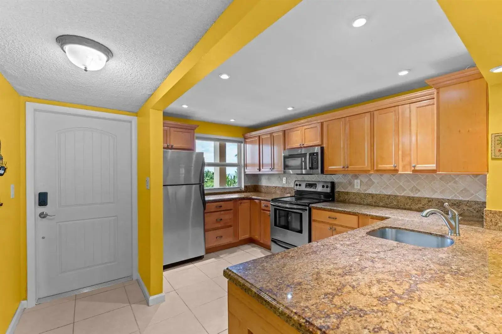 1069 Hillsboro Mile # 503, Hillsboro Beach FL 33062 photo 5