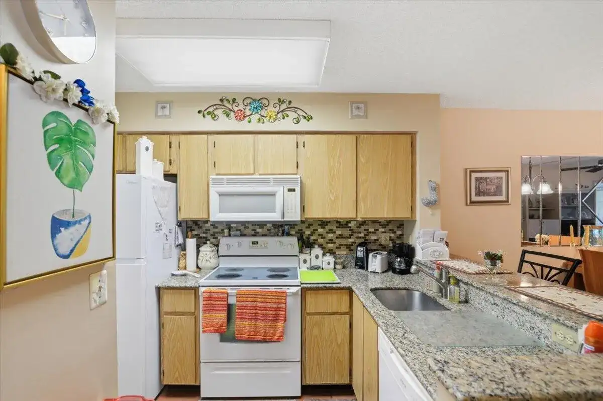 2220 N Cypress Bend Drive # 410, Pompano Beach FL 33069 photo 4