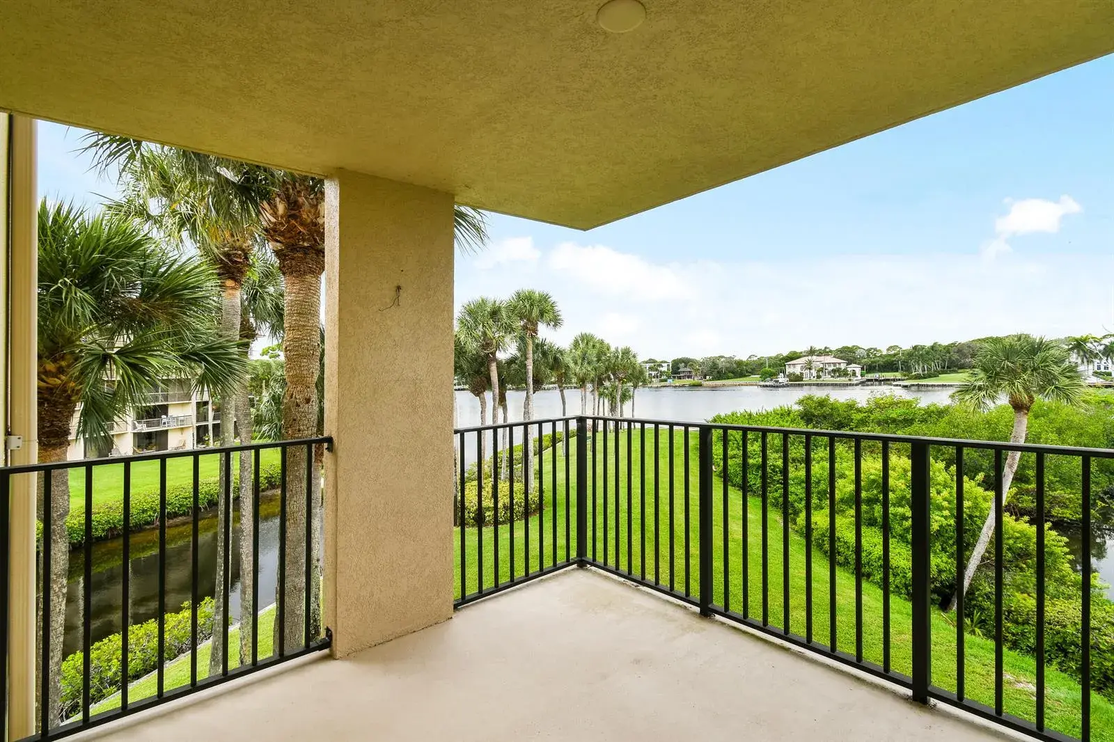 1701 Marina Isle Way # 301, Jupiter FL 33477 photo 4