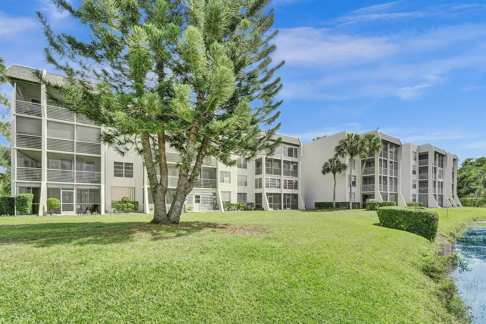 9470 Poinciana Place # 308, Davie FL 33324 photo 2